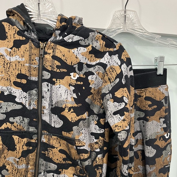 True Religion Camouflage Sweatsuit Zip Up Hoodie & Pants, Size 4 - Picture 2 of 4